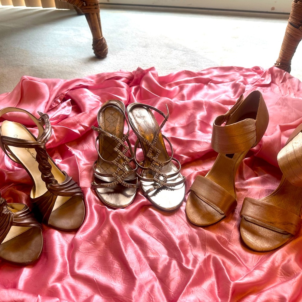 Dressy shoes -3 pairs size 7. Gold Bronze Silver